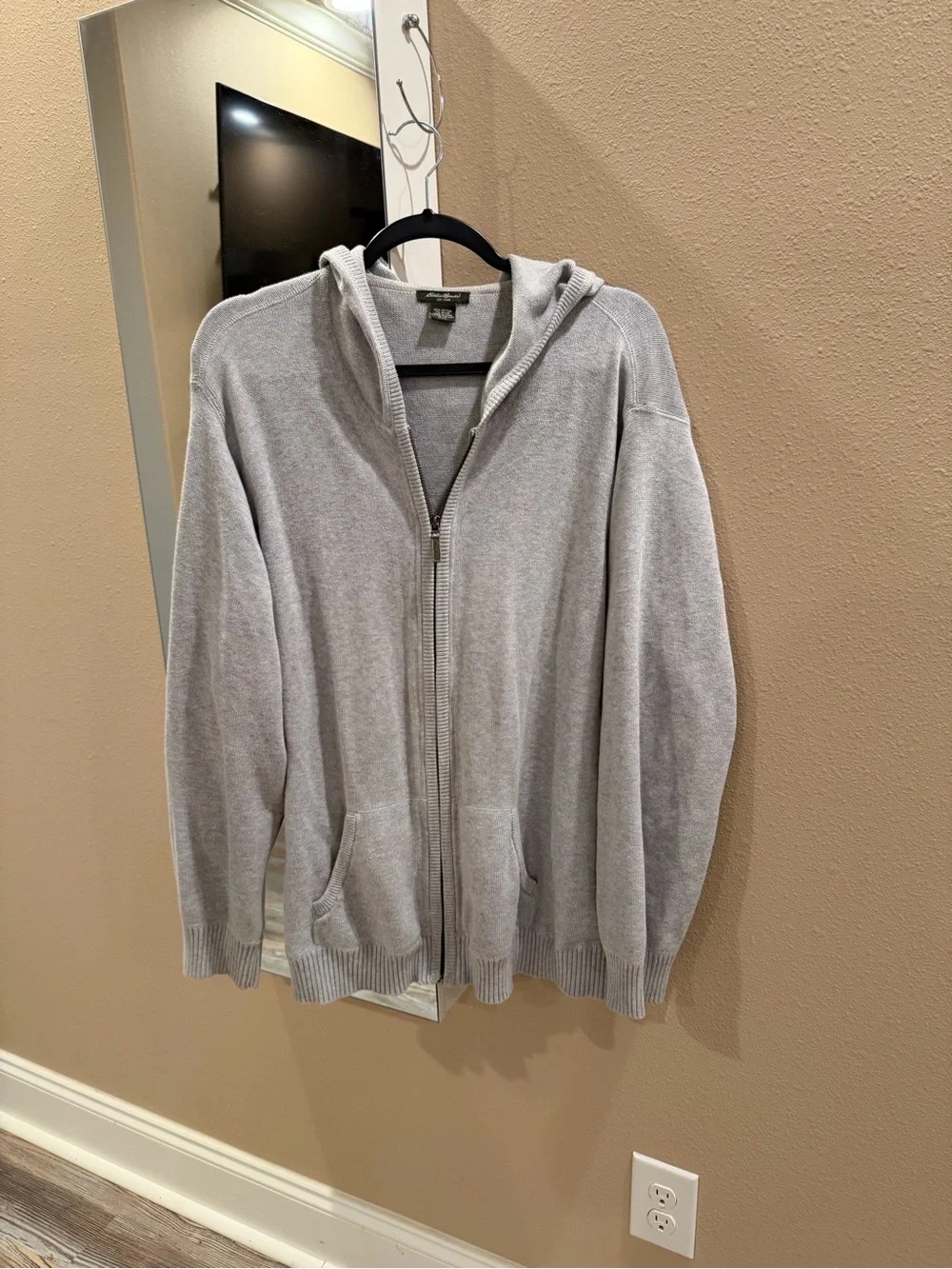 Eddie Bauer Light Gray Men's Zip-Up Hooded Sweater